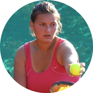 тренер по теннису Карина Трофимова