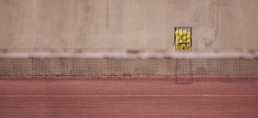 Как научиться играть в теннис